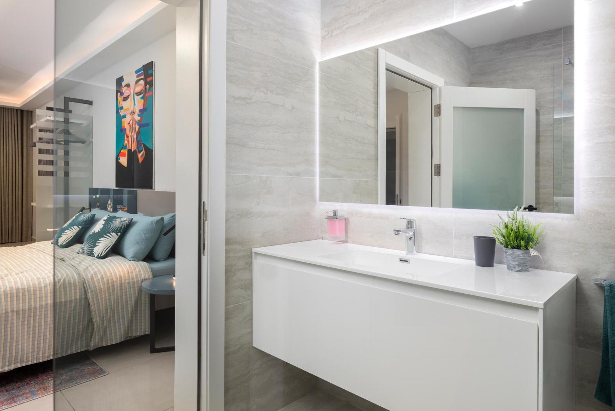 Chic, Modernized Maisonette - Close To Tigne Point, & Saint Julian's Апартаменты Слима